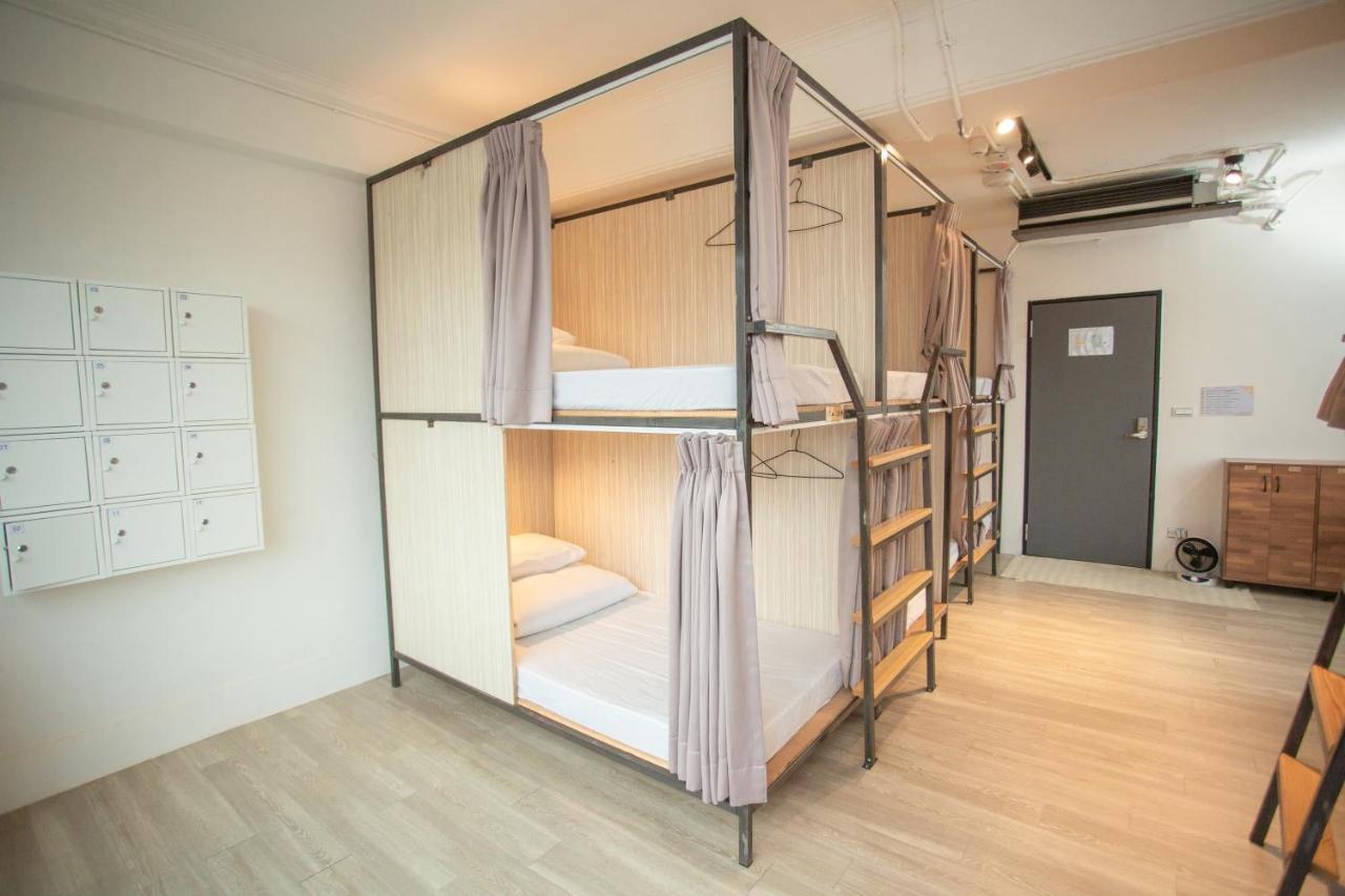 Corner Hostel & Cafe Тайбэй Экстерьер фото